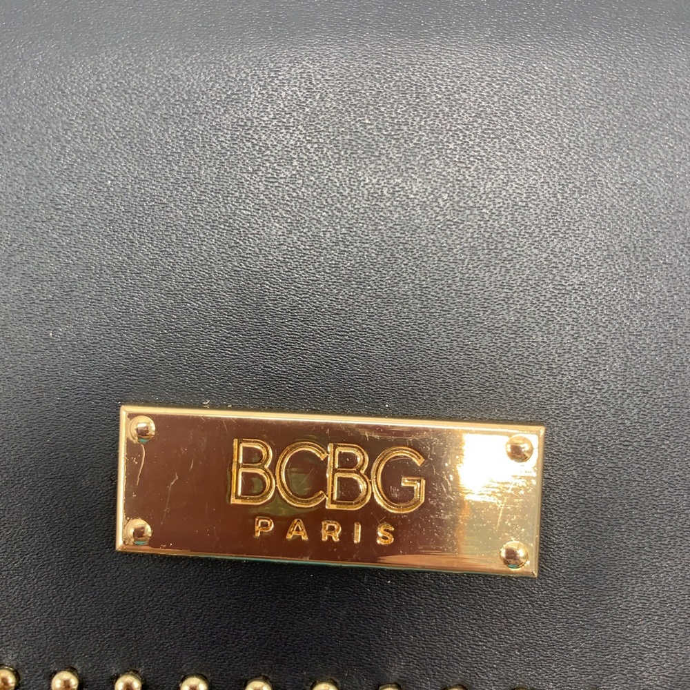 BCBG clutch black
